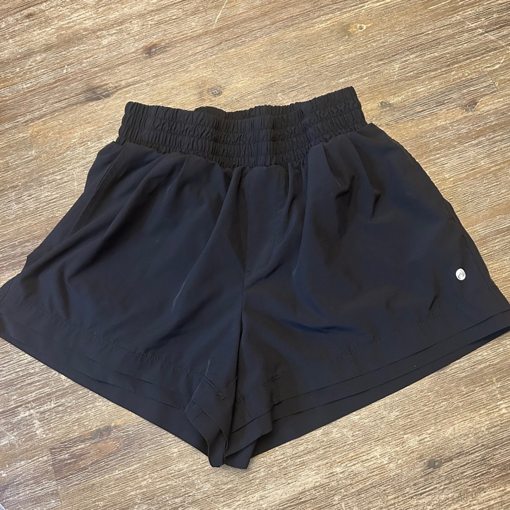 Apana Women's Black Athletic Running Shorts Size Medium Stretch Pull-On Pockets